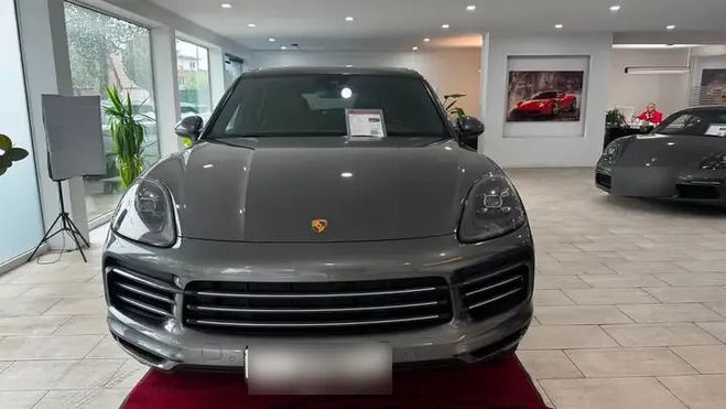 Porsche Cayenne S avec jantes Turbo 22 pouces gris titanium de 2021