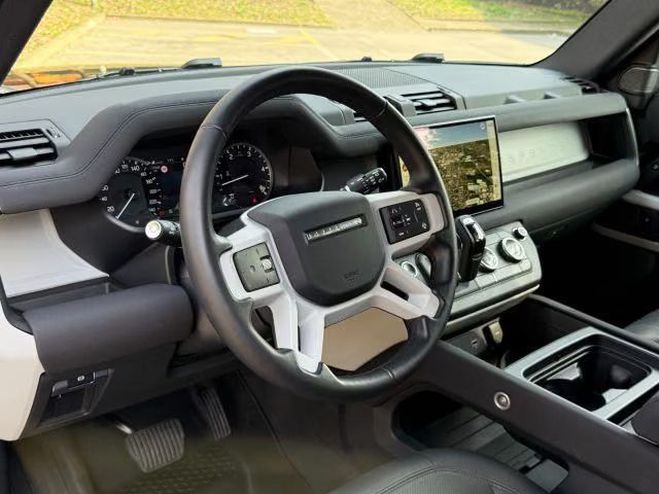 Land rover Defender 3.0 D 200 AWD SE Automatique noir de 2024