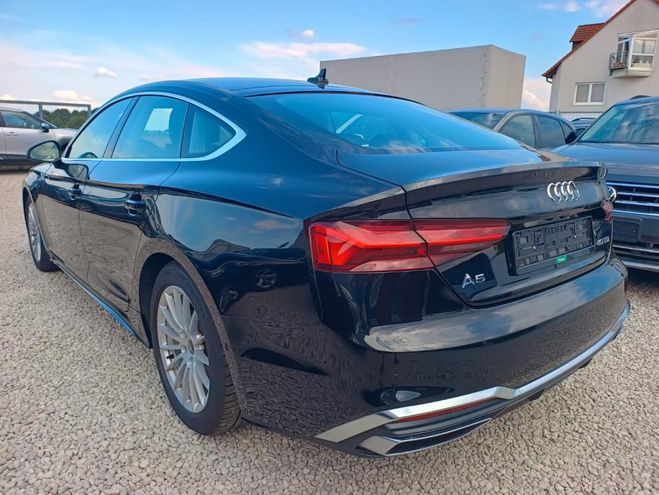Audi A5 40 TDI S line noir de 2024