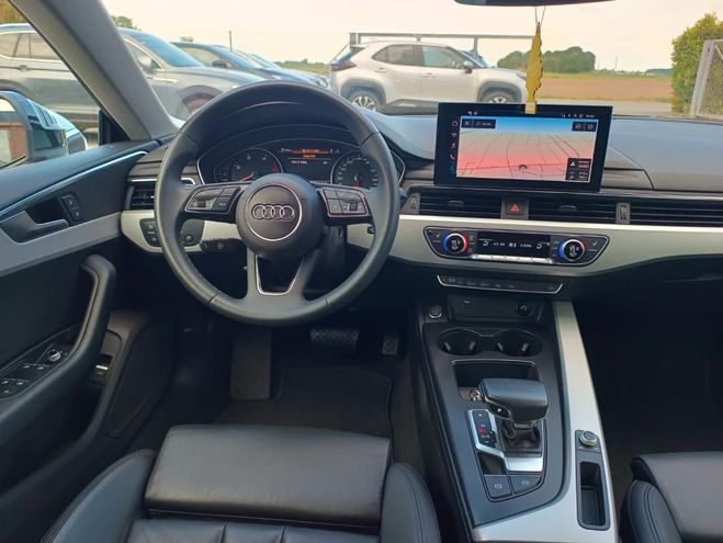 Audi A5 40 TDI S line noir de 2024