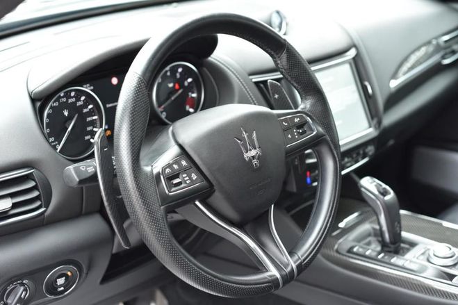 Maserati Levante 3.8 V8 Trofeo Facelift noir de 2022