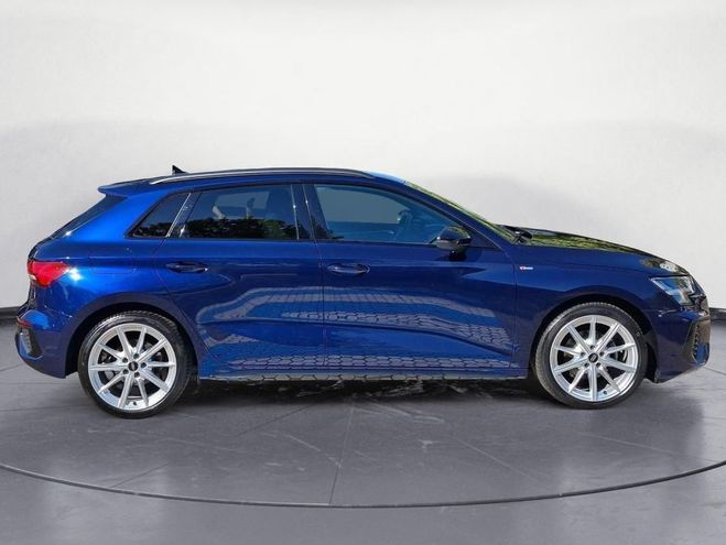 Audi A3 35 TFSI S line bleu azur de 2022