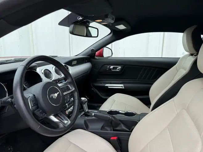 Ford Mustang 2.3 EcoBoost bordeaux de 2017