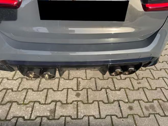 BMW M3 Competition xDrive gris de 2025