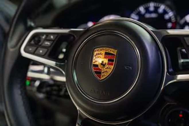 Porsche Panamera Turbo - Pack Sport Chrono bleu de 2016