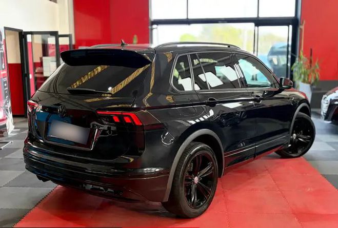 Volkswagen Tiguan 1.5 TSI R-Line Exterior Pack DSG noir de 2020