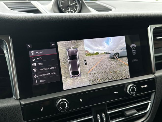 Porsche Macan - Bose Toit panoramique Si�ges chauffant noir de 2024