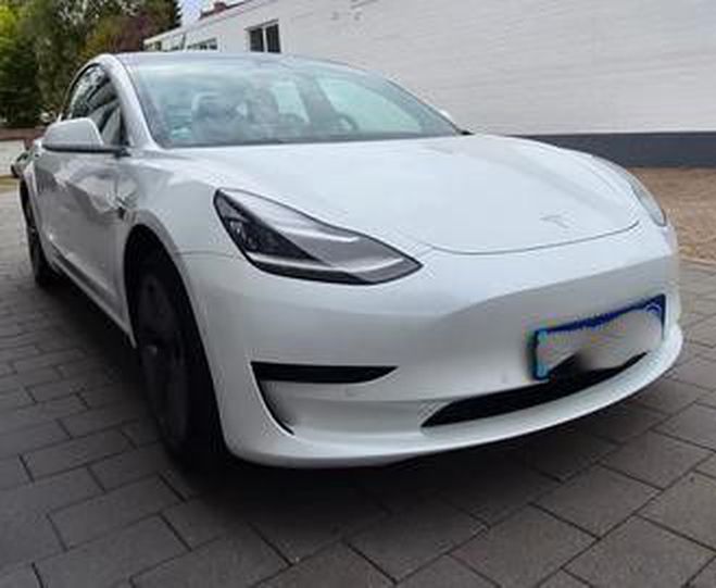 Tesla Model 3 Standard Range Plus RWD blanc de 2020