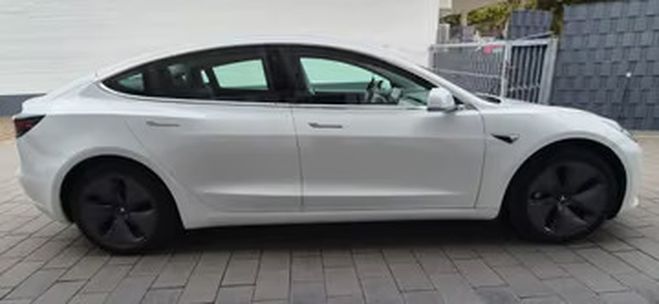 Tesla Model 3 Standard Range Plus RWD blanc de 2020