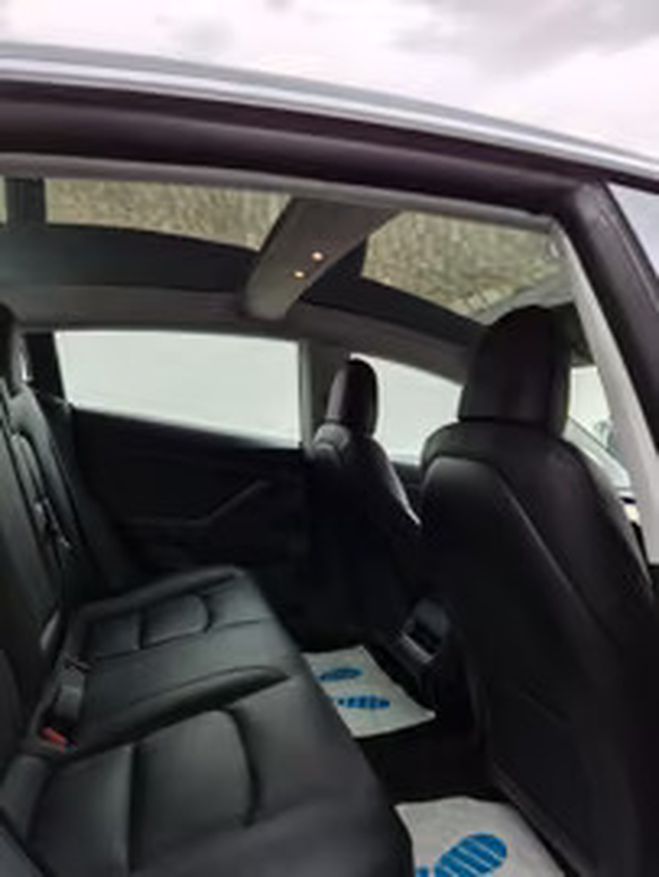 Tesla Model 3 Standard Range Plus RWD blanc de 2020