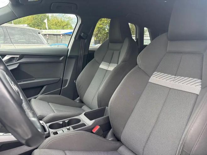 Audi A3 45 TFSI e S line blanc de 2021
