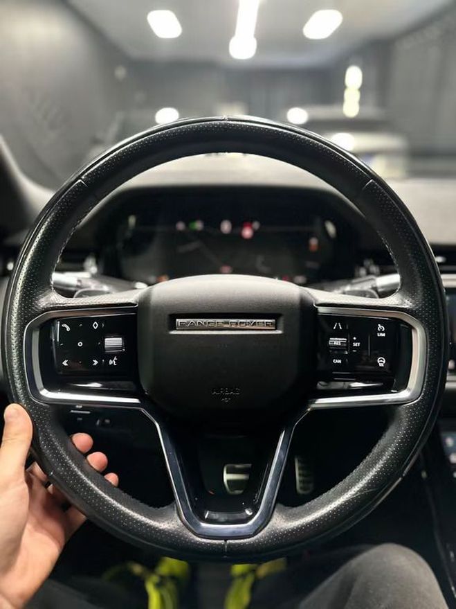 Land rover Range Rover Evoque 2.0 D I4 204 ch AWD noir de 2021