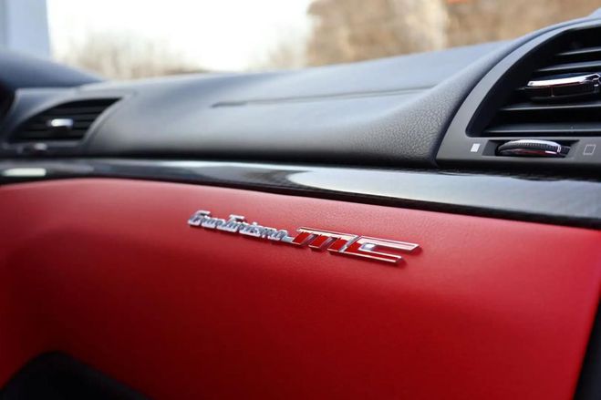 Maserati Gran Turismo 4.7 V8 MC - Bose noir de 2015