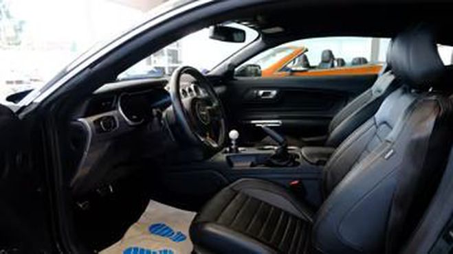 Ford Mustang 5.0 V8 Bullitt - B&O, LED, Cockpit Digit noir de 2019