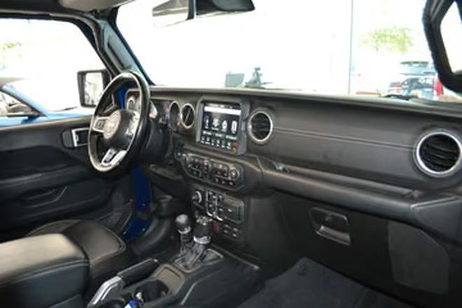 Jeep Wrangler 2.0 T-GDi Overland 4x4 bleu de 2020