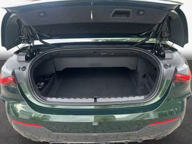 BMW Serie 4 S�rie 4 420i Cabriolet M Sport Automatiq vert de 2022