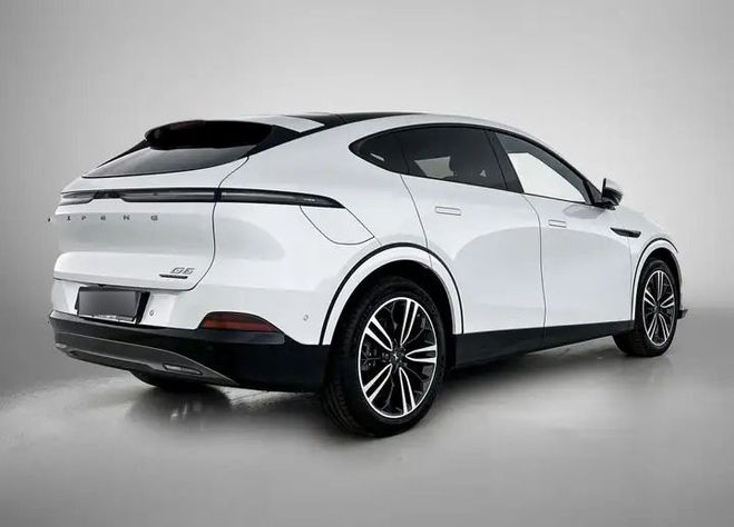 Xpeng G6 Performance AWD blanc de 2025