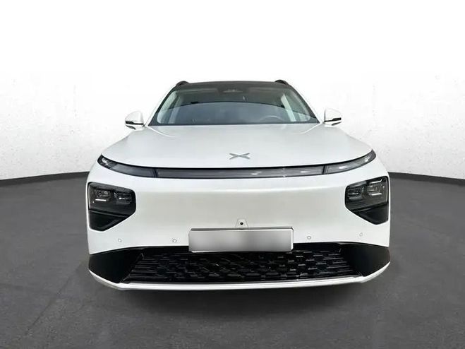 Xpeng G9 RWD Propulsion 78 kWh Xpilot blanc de 2025