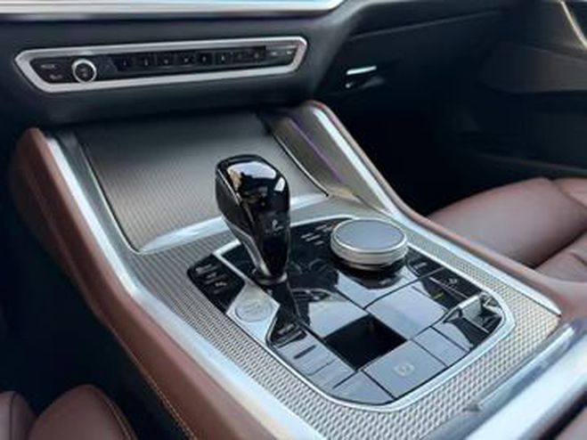 BMW X6 xDrive40i M Sport 3.0L Automatique noir de 2023