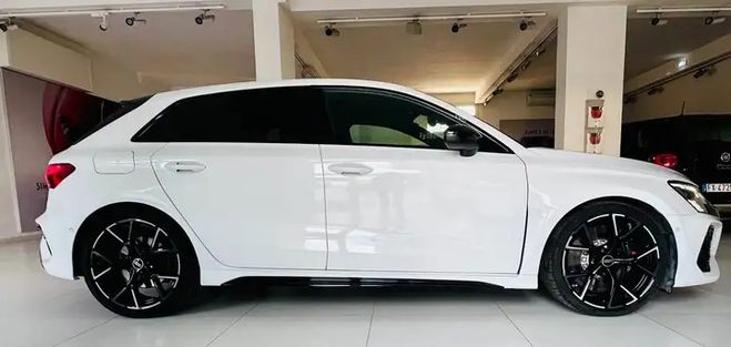 Audi RS3 2.5 TFSI quattro S tronic 400 ch blanc de 2022