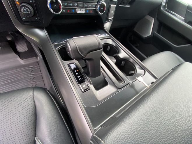 Ford F150 Lariat Black Edition 2025 5.0 V8 4x4 gris fonc� de 2026