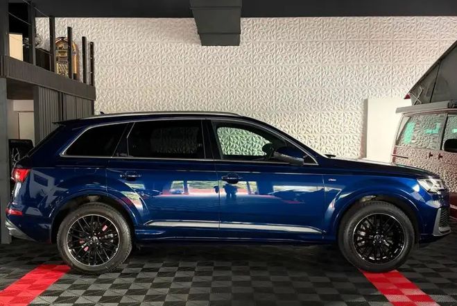 Audi Q7 55 TFSI quattro S line bleu de 2022