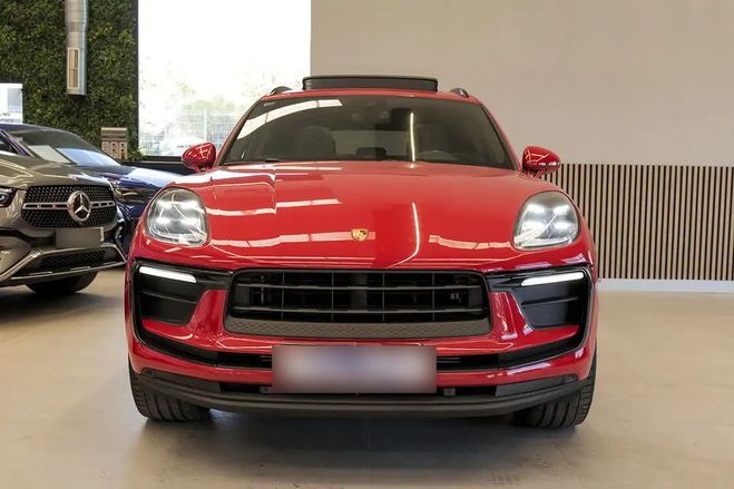Porsche Macan 2.0 Turbo rouge de 2021