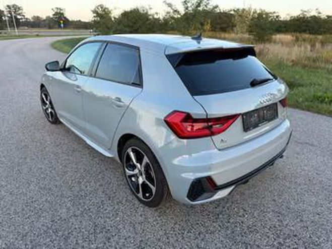 Audi A1 30 TFSI S line gris de 2023