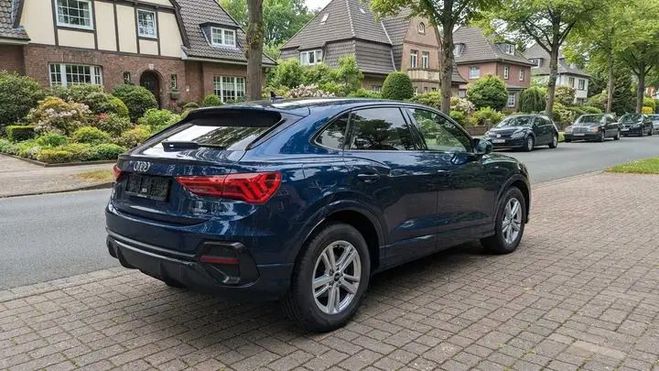 Audi Q3 40 TDI quattro S line bleu de 2023