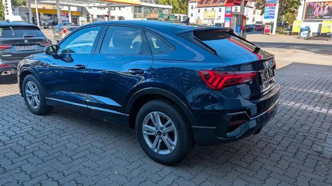 Audi Q3 40 TDI quattro S line bleu de 2023