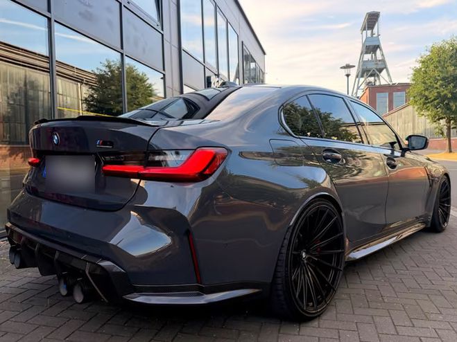 BMW M3 Competition Limousine marron de 2024