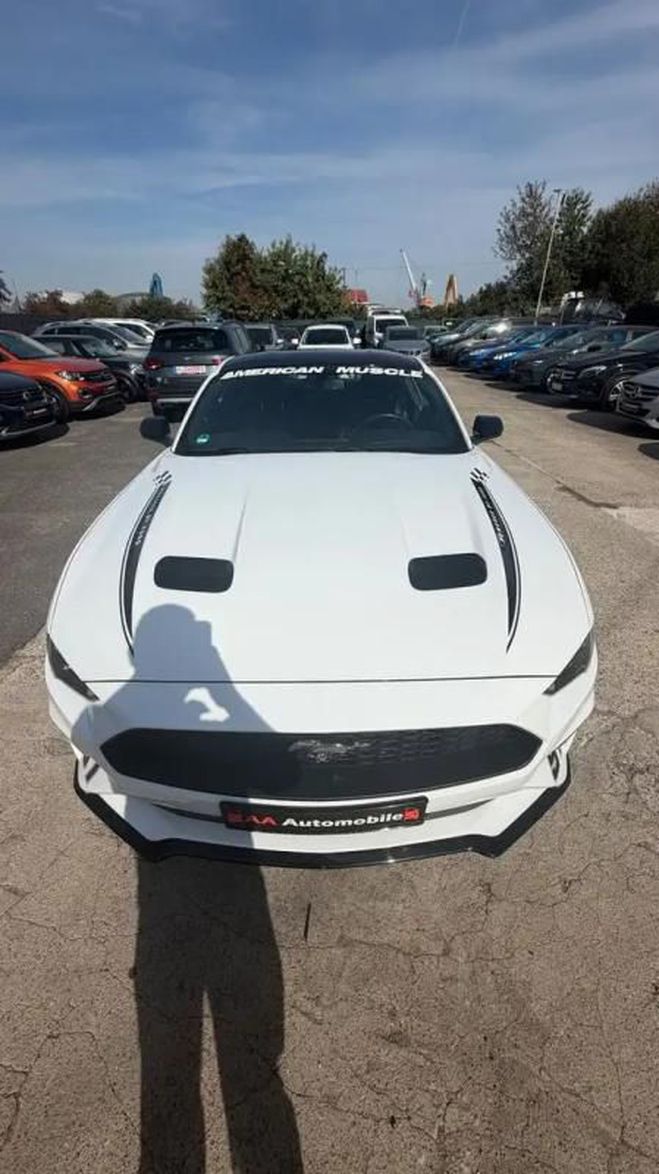 Ford Mustang Fastback 2.3 EcoBoost - Coup� sportif es blanc de 2019