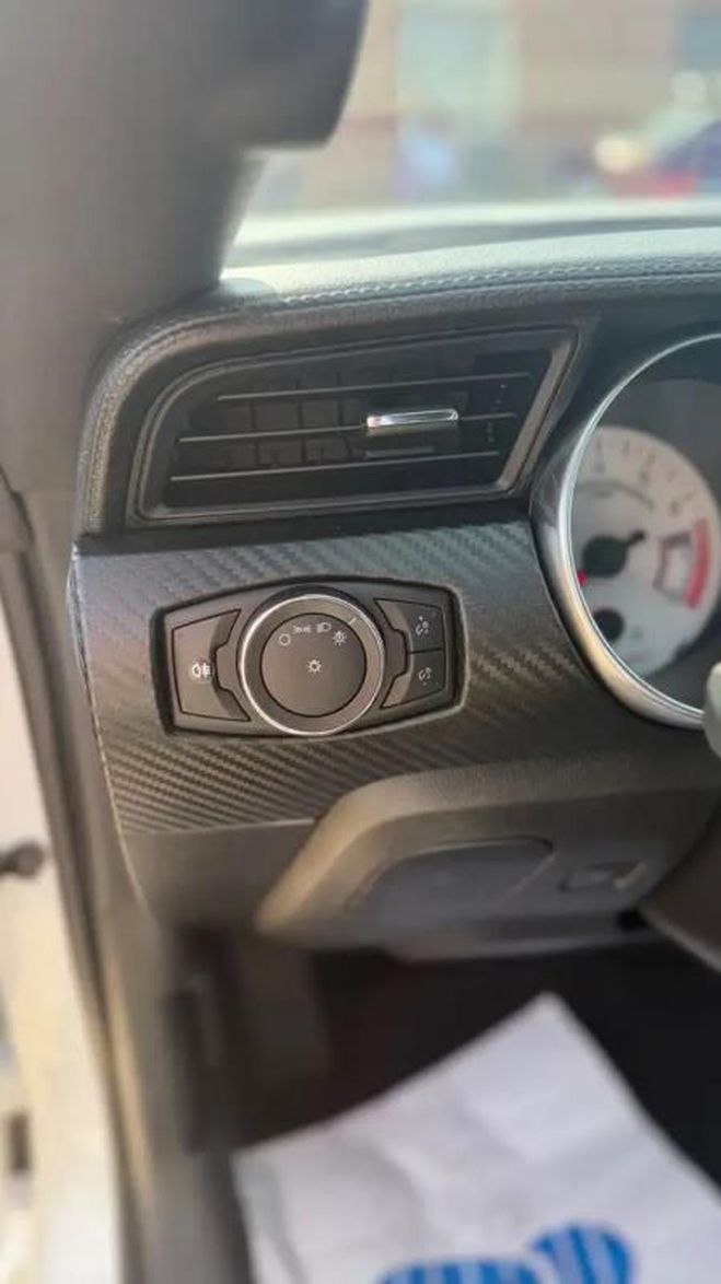 Ford Mustang Fastback 2.3 EcoBoost - Coup� sportif es blanc de 2019