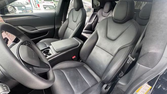 Tesla Model S Plaid - Berline �lectrique Haute Perform noir de 2023