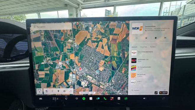 Tesla Model S Plaid - Berline �lectrique Haute Perform noir de 2023