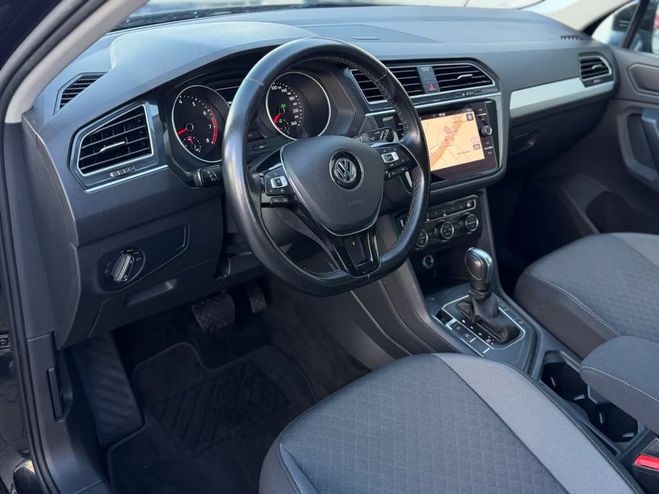Volkswagen Tiguan R-Line DSG - ACC LED Jantes 19