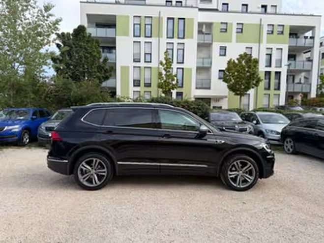 Volkswagen Tiguan R-Line noir de 2019
