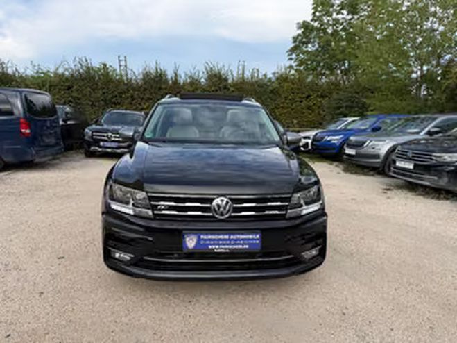 Volkswagen Tiguan R-Line noir de 2019