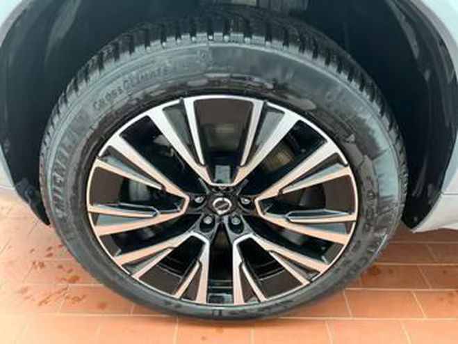 Volvo XC90 T8 AWD Plus Bright Plug-In gris de 2023