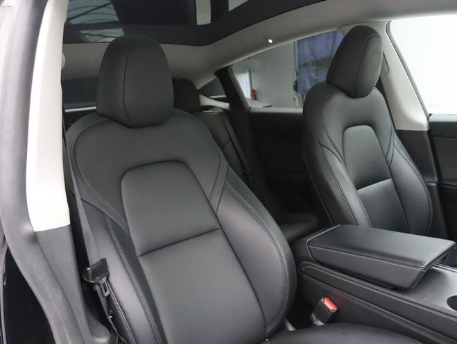 Tesla Model Y Standard RWD Plus noir de 2023