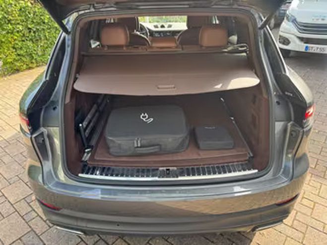 Porsche Cayenne E-Hybrid 3.0 V6 Turbo PHEV Porsche Appro gris de 2019