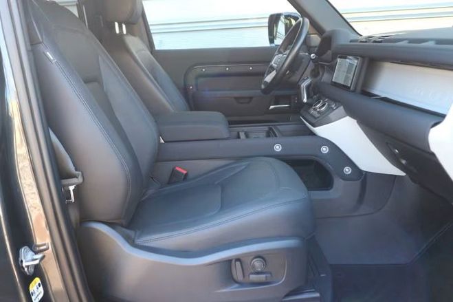 Land rover Defender 90 X-Dynamic SE gris de 2023