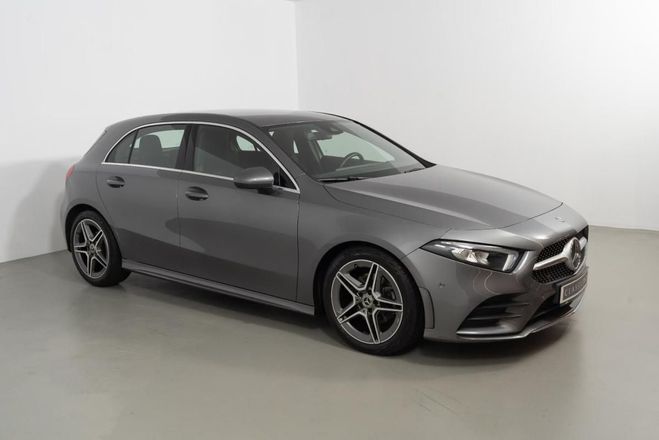 Mercedes Classe A Benz Classe AMG Line gris de 2020