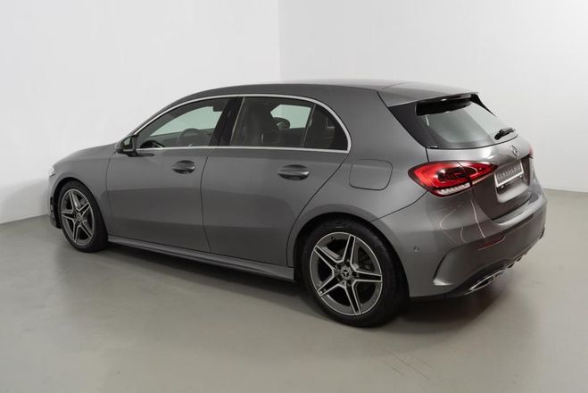 Mercedes Classe A Benz Classe AMG Line gris de 2020
