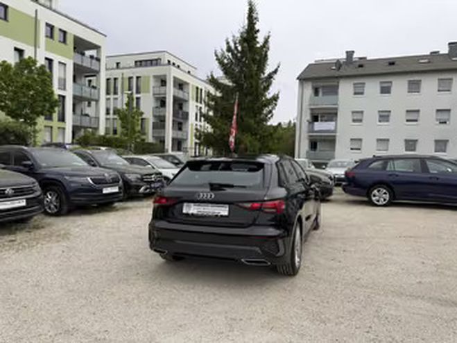 Audi A3 30 TDI S line noir de 2022