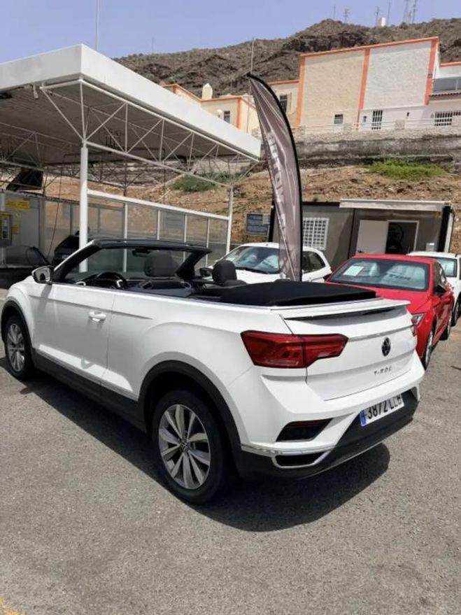 Volkswagen T Roc 1.0 TSI Advance - 81 kW blanc de 2020