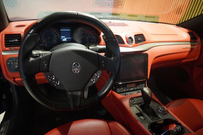 Maserati Gran Turismo V8 4.7 Sport - Deutsch Noir/Rouge noir de 2019