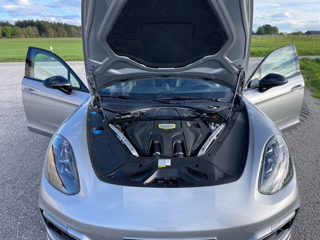 Porsche Panamera 4S E-Hybrid - 700 ch Performance Burmest gris de 2022