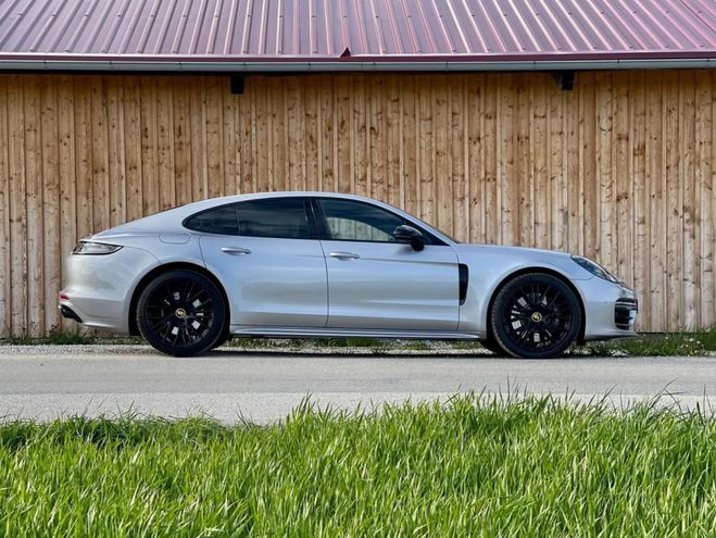 Porsche Panamera 4S E-Hybrid - 700 ch Performance Burmest gris de 2022