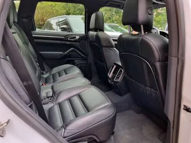 Porsche Cayenne S blanc de 2017